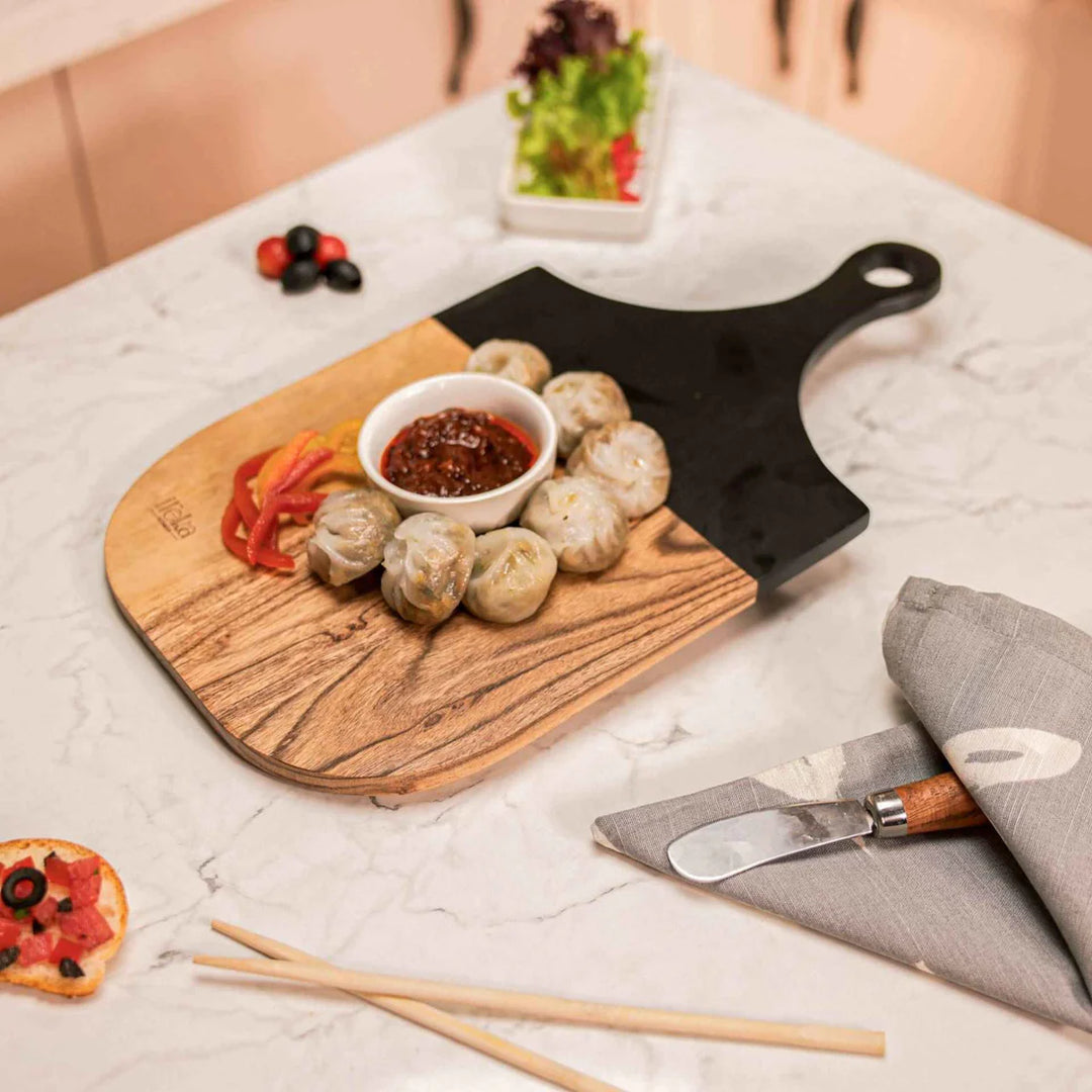 Ireka Homes SnipSnap Acacia Wood Chopping Board - Handmade, Sustainable, Cut-Resistant - Black Deco Finish Handle - Perfect for Vegetables, Meat, Cheese & Serving