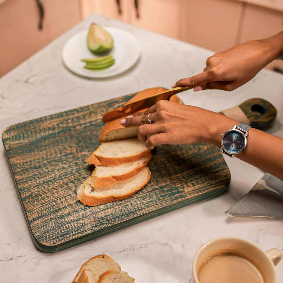 Ireka Homes Chefio Acacia Wood Chopping Board - Handmade, Sustainable, Cut-Resistant - Rattan Handle with Grey Finish - Perfect for Vegetables, Meat, Cheese & Serving