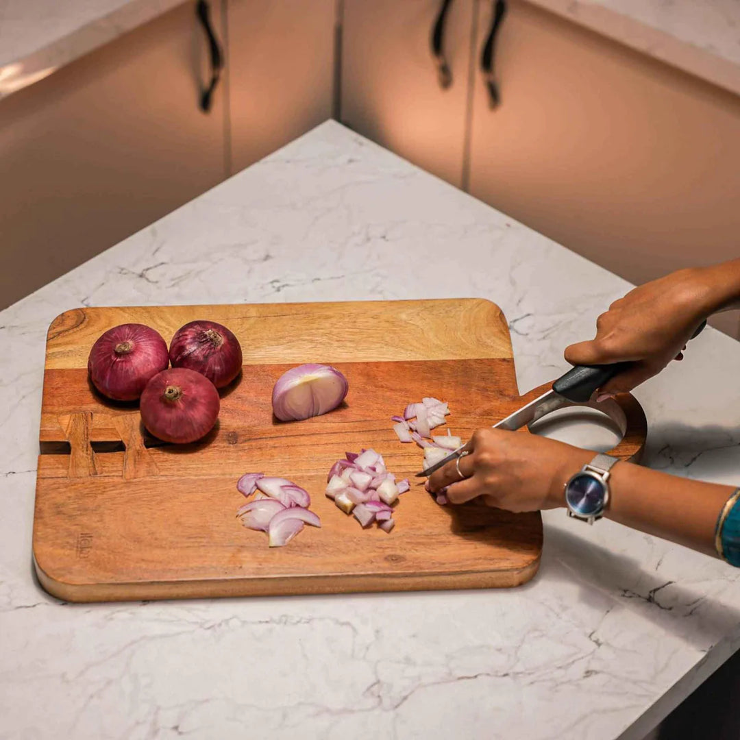 Ireka Homes Chopzy Acacia Wood Chopping Board - Handmade, Sustainable, Cut-Resistant - Perfect for Vegetables, Meat, Cheese & Serving