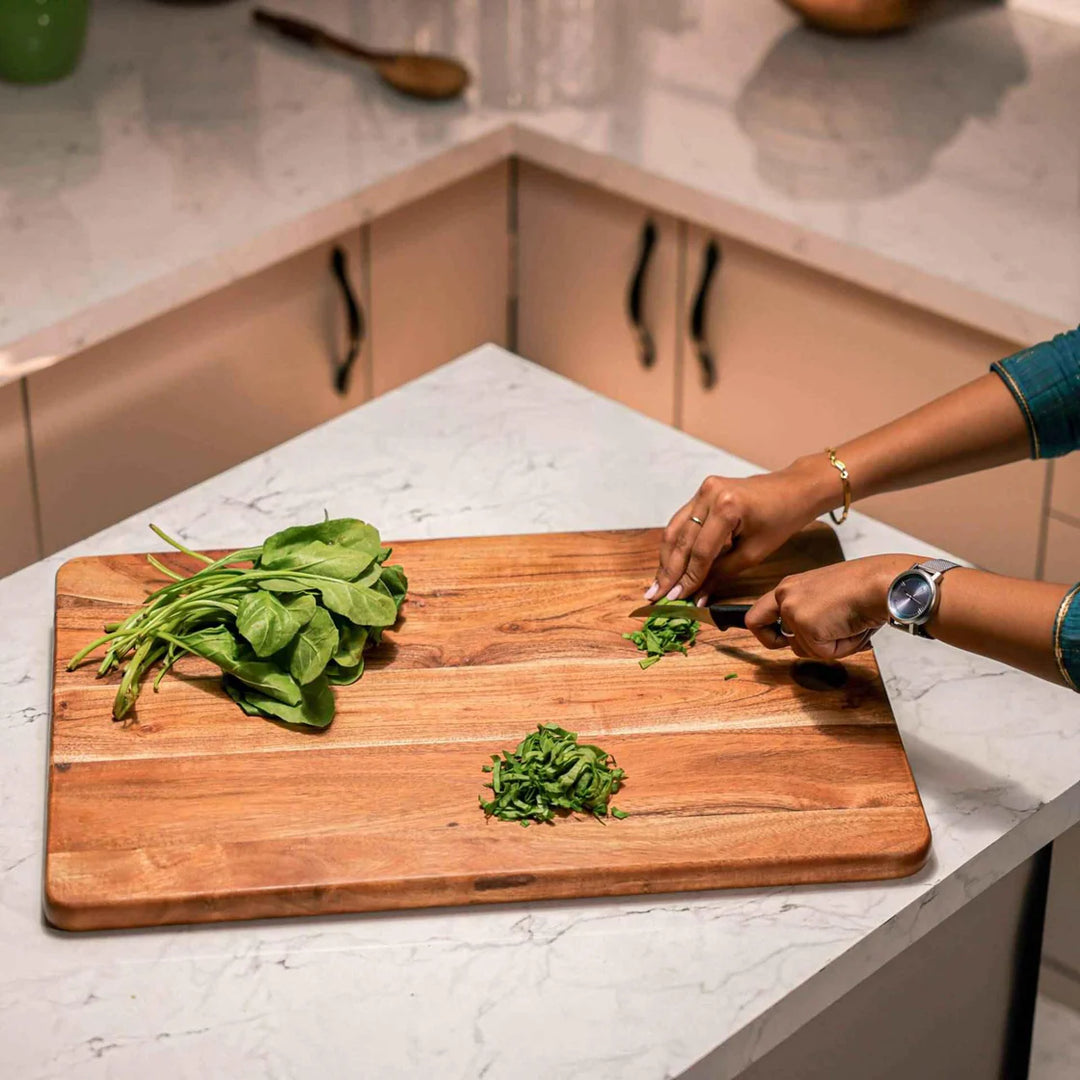Ireka Homes Diceon Acacia Wood Chopping Board - Handmade, Sustainable, Cut-Resistant - Perfect for Vegetables, Meat, Cheese & Serving