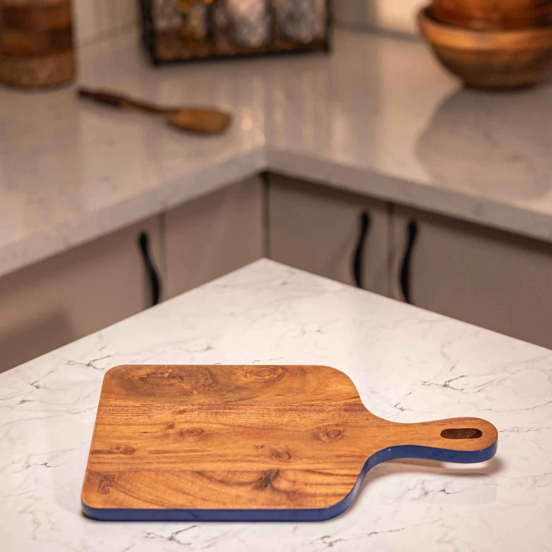 Ireka Homes Trimsy Acacia Wood Chopping Board - Handmade, Sustainable, Cut-Resistant - Enamel Border - Perfect for Vegetables, Meat, Cheese & Serving