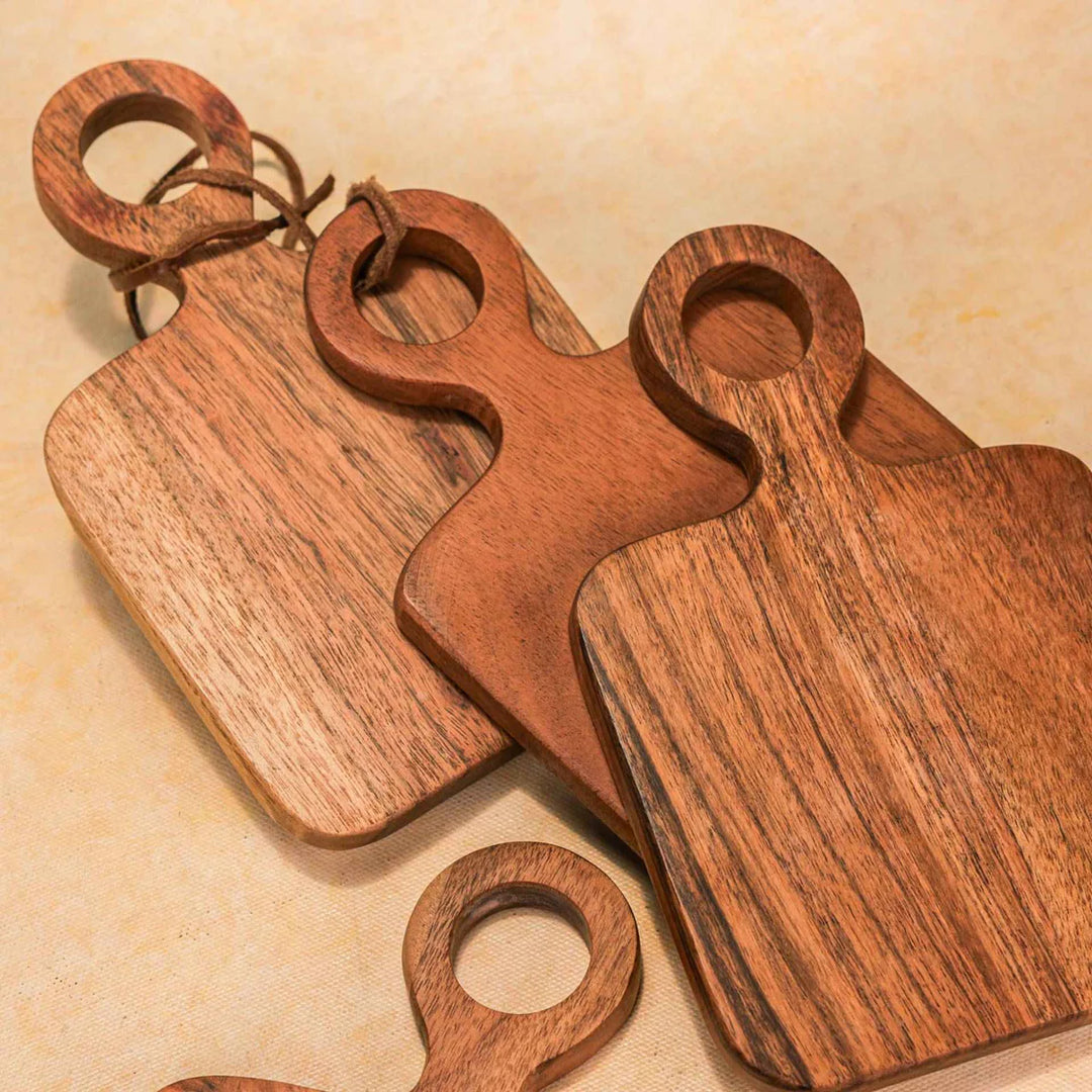 Ireka Homes Multi-Purpose River Loop Serving Boards - Premium Acacia Wood Boards - Decorative Kitchen Boards for Serving Snacks, Appetizers, and Cheese (Set of 4)