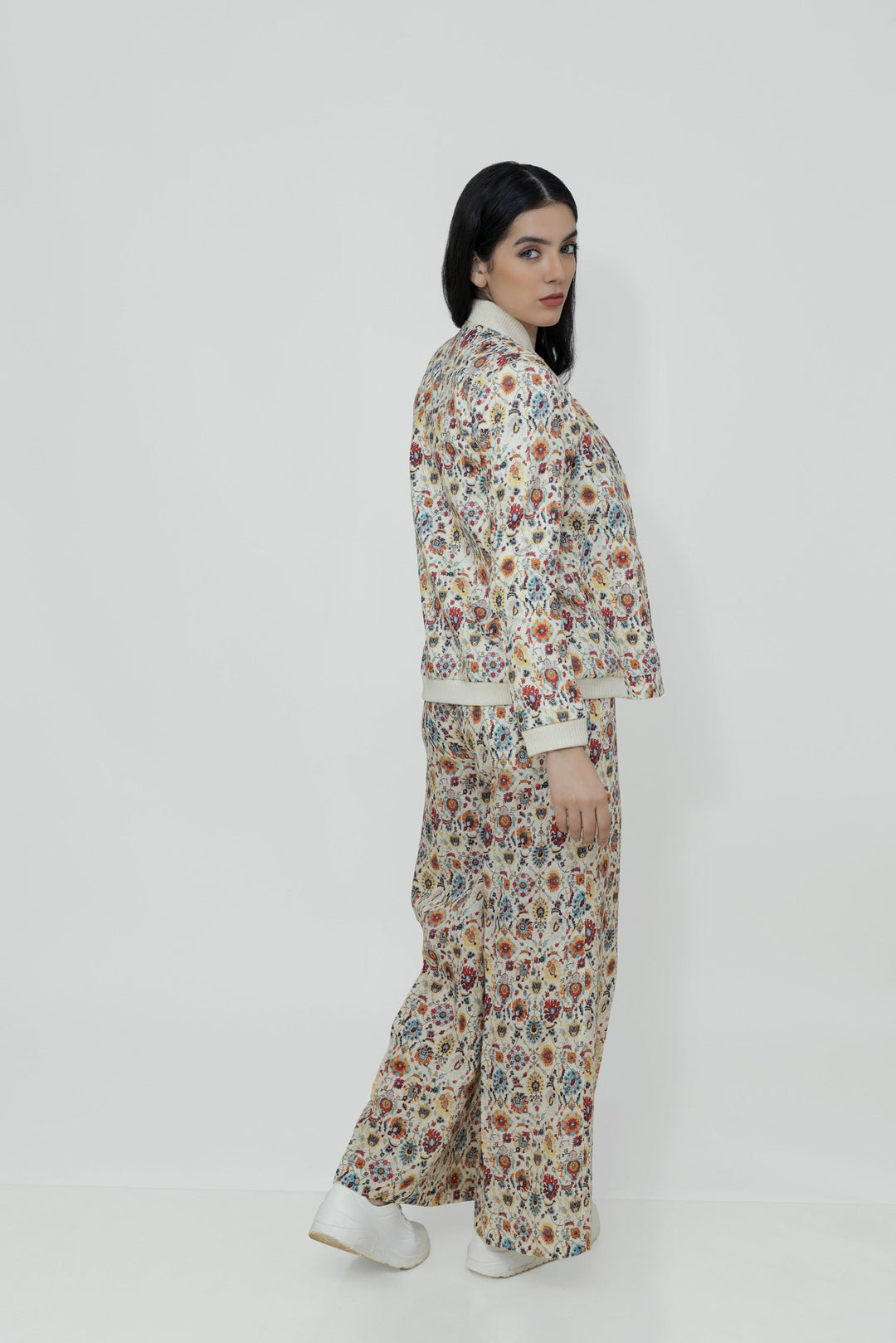 Adam Leaves Naya- Woman Linen Bomber Jacket