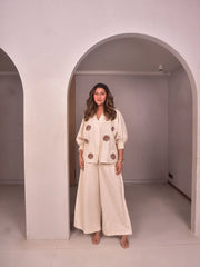 WhySoBlue Isla Shirt - Beige Applique