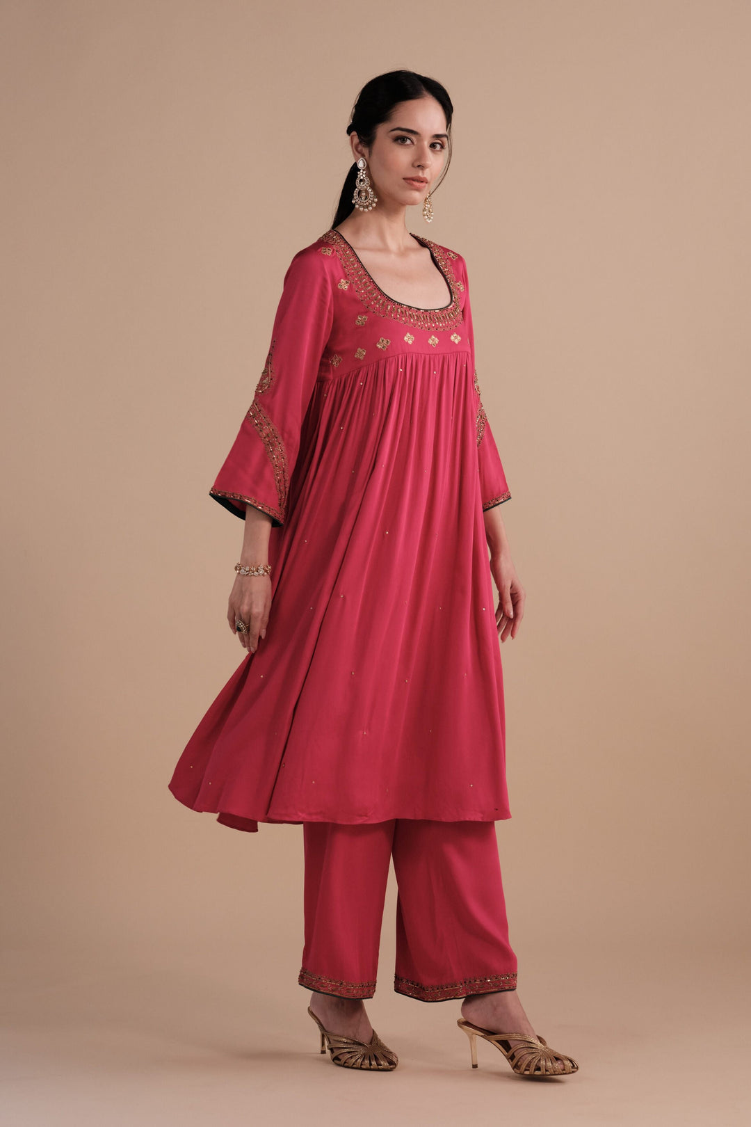Noor Set in Rani Pink