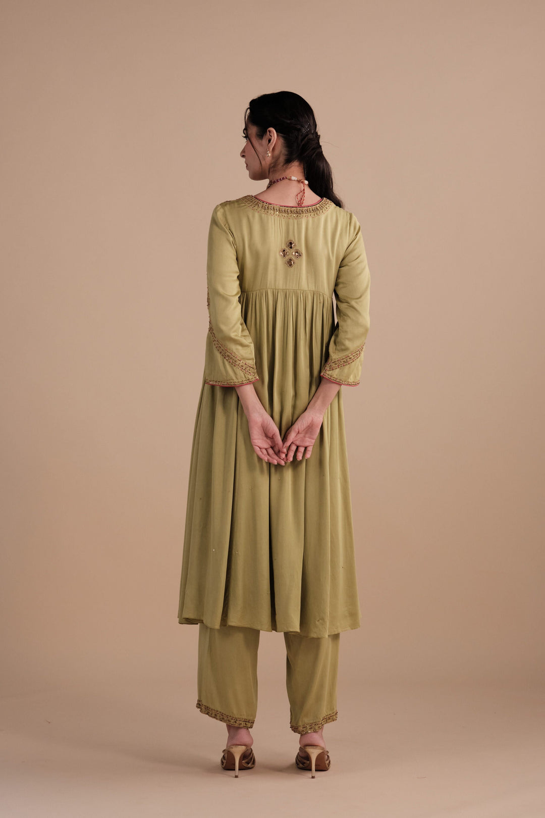 Noor Set in Matcha Green