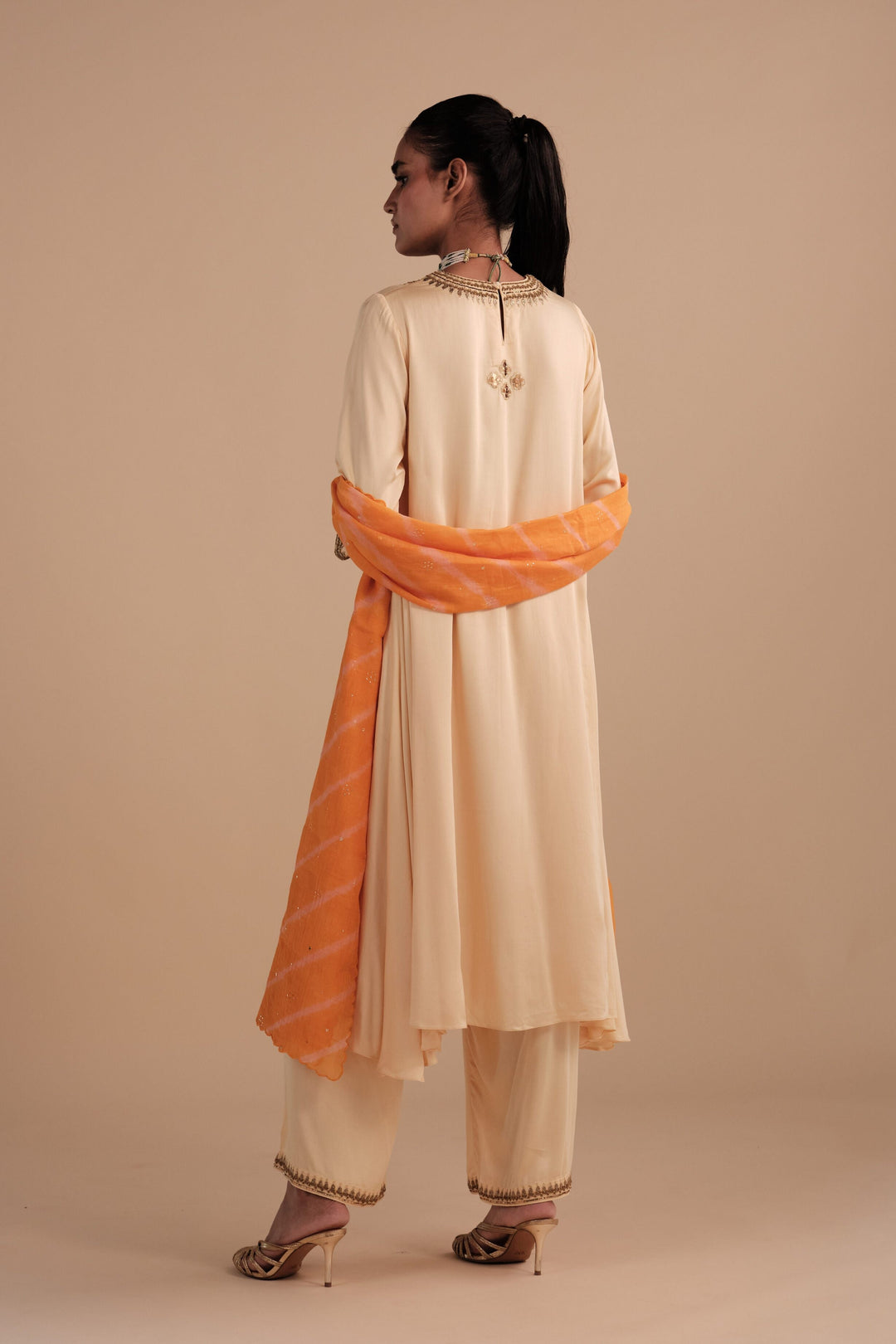 Meera Set in Oat