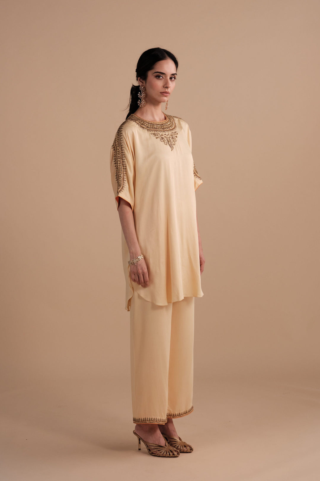 Itrah Set in Oat