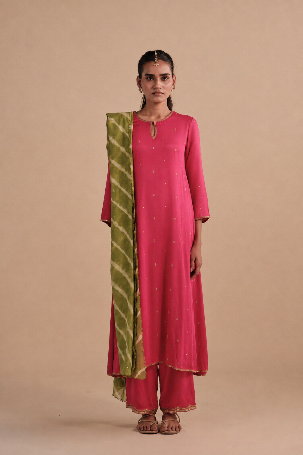 Amara Set in Rani Pink