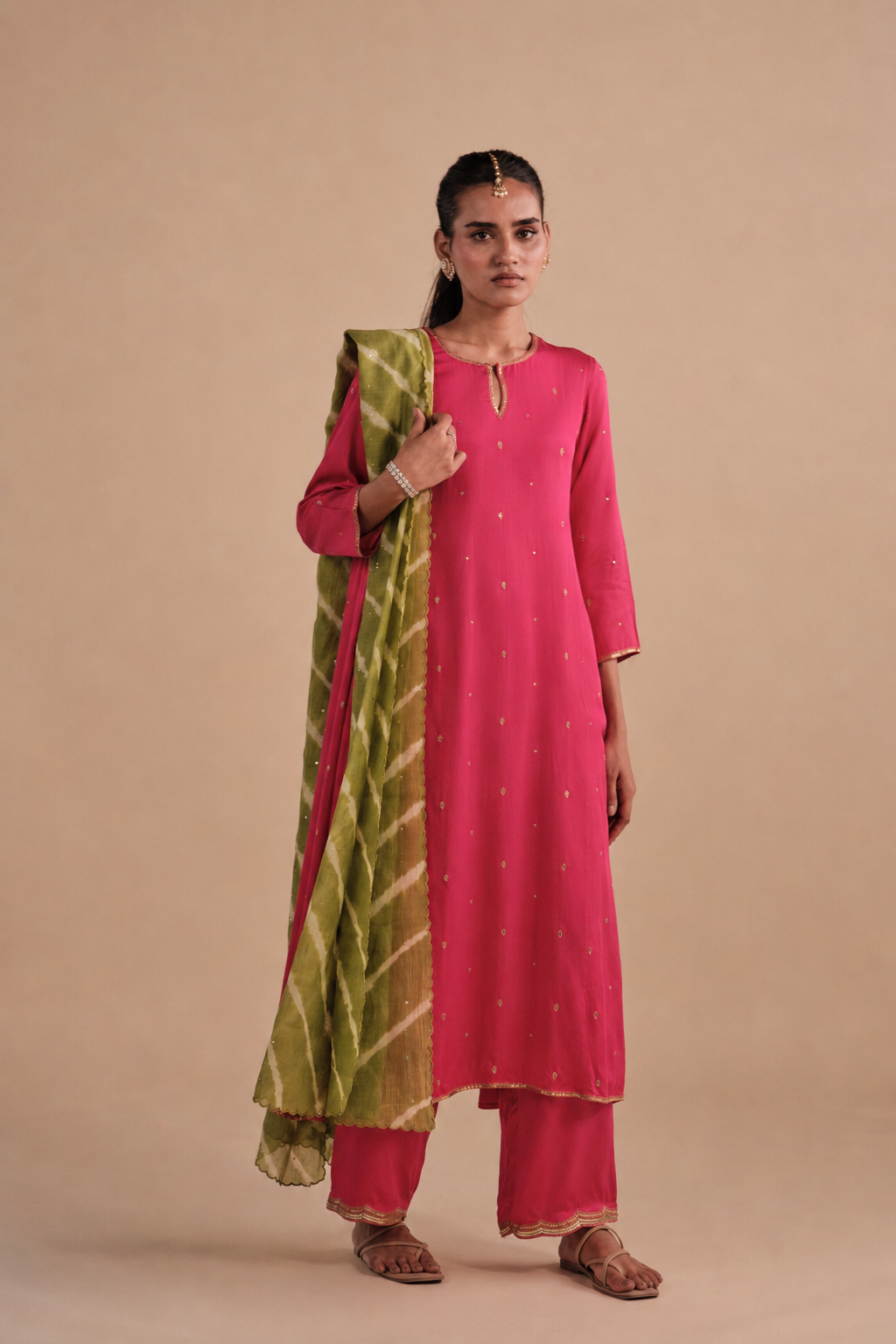 Amara Set in Rani Pink
