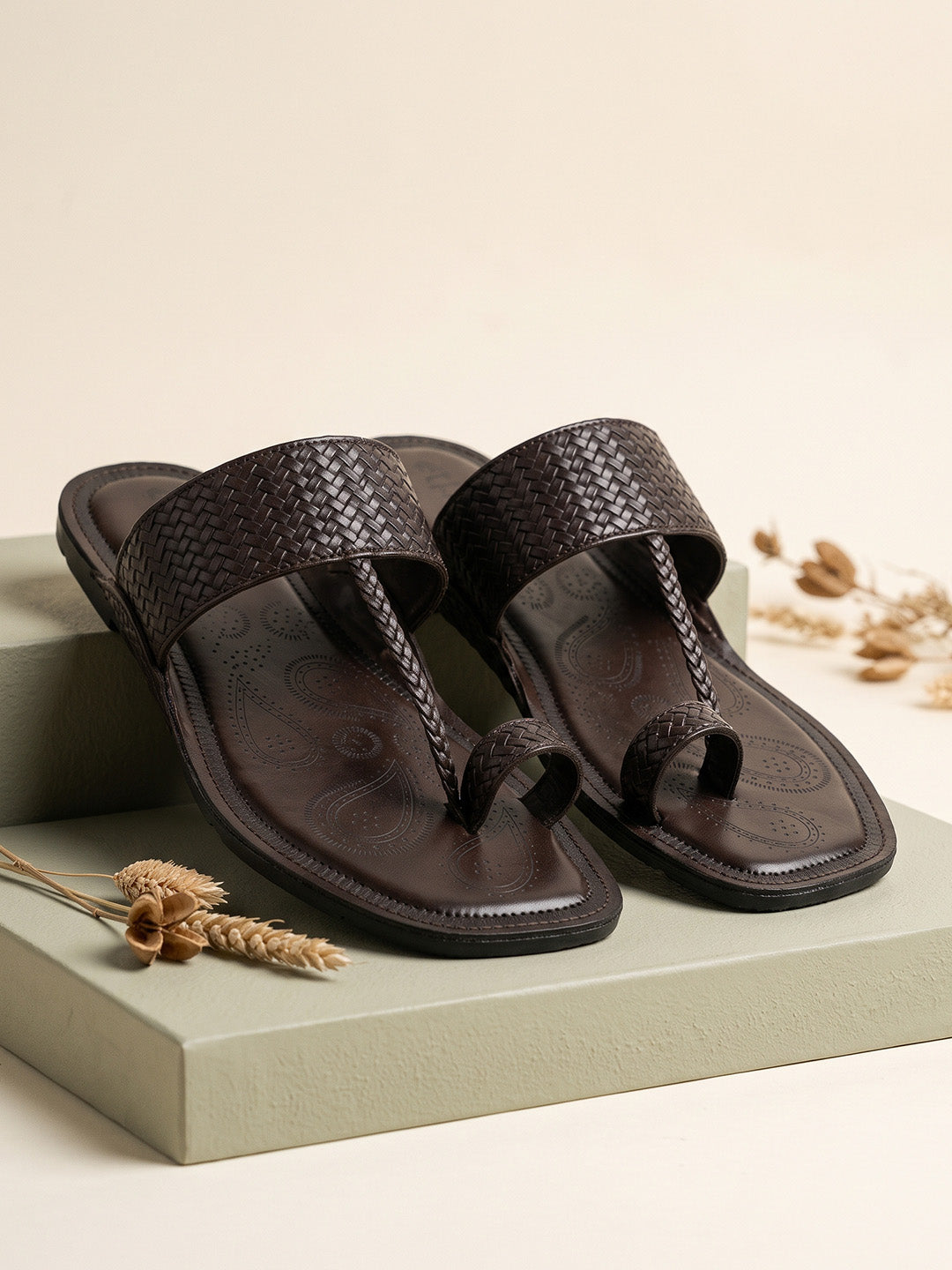 Yuvraj Brown Kolhapuri Chappal