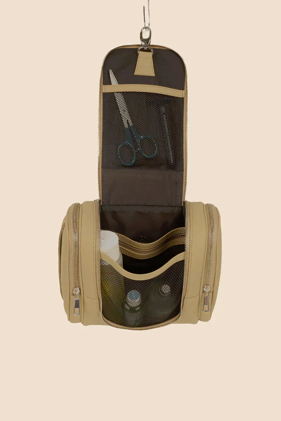 The House Of Ganges Hanging Vegan Leather Toiletry Bag