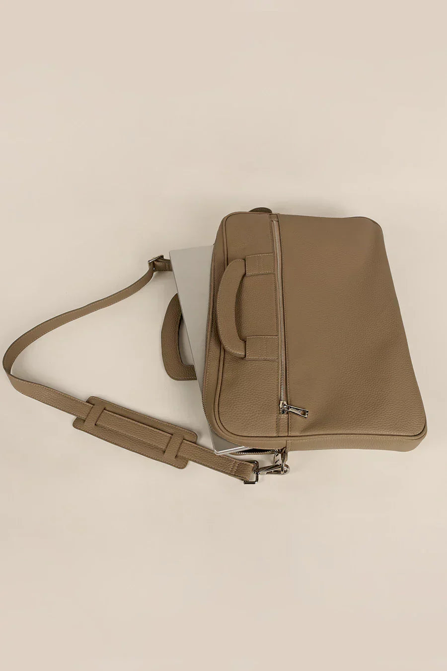 The House of Ganges - Knox 15 Inch Vegan Leather Laptop Bag