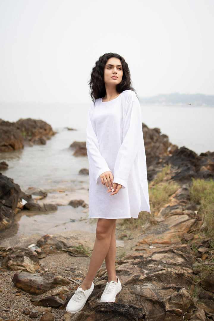 Adam Leaves Chloe- Women's Linen Kurta