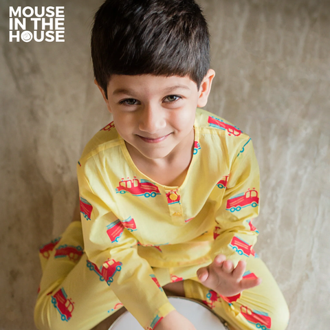 Mouse In The House The Fighter Fire truck- Unisex Nightdress