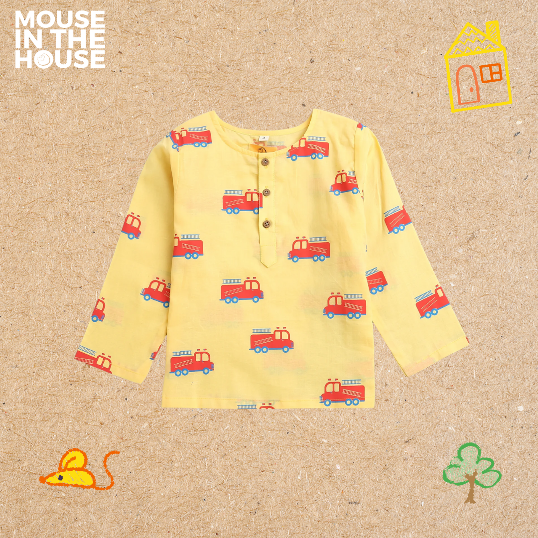 Mouse In The House The Fighter Fire truck- Unisex Nightdress