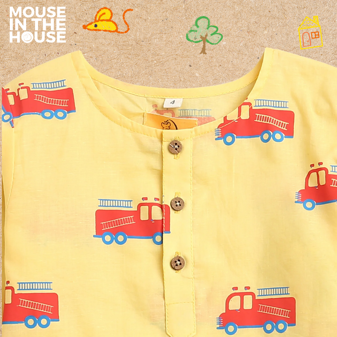 Mouse In The House The Fighter Fire truck- Unisex Nightdress