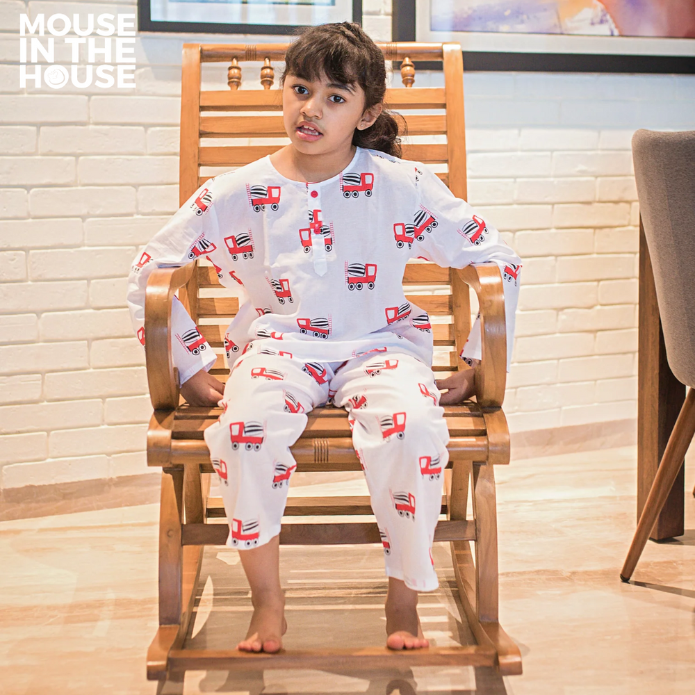 Mouse In The House Whirly Cement Mixer- Unisex Nightdress