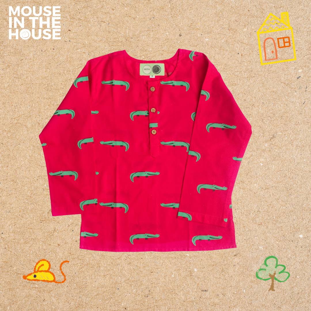 Mouse In The House Crocodile - Unisex Red Nightdress