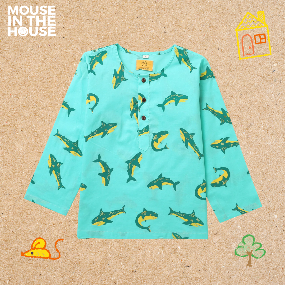 Mouse In The House Giant Shark- Unisex Nightdress