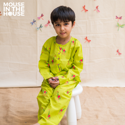 Mouse In The House Green Triangle- Unisex Nightdress