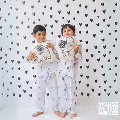 Mouse In The House A Stomping Elephant- Unisex Nightdress