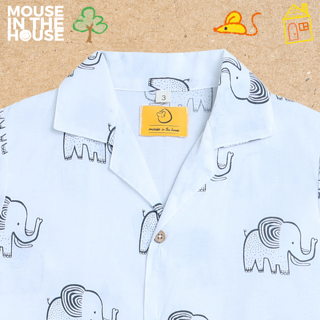 Mouse In The House A Stomping Elephant- Unisex Nightdress