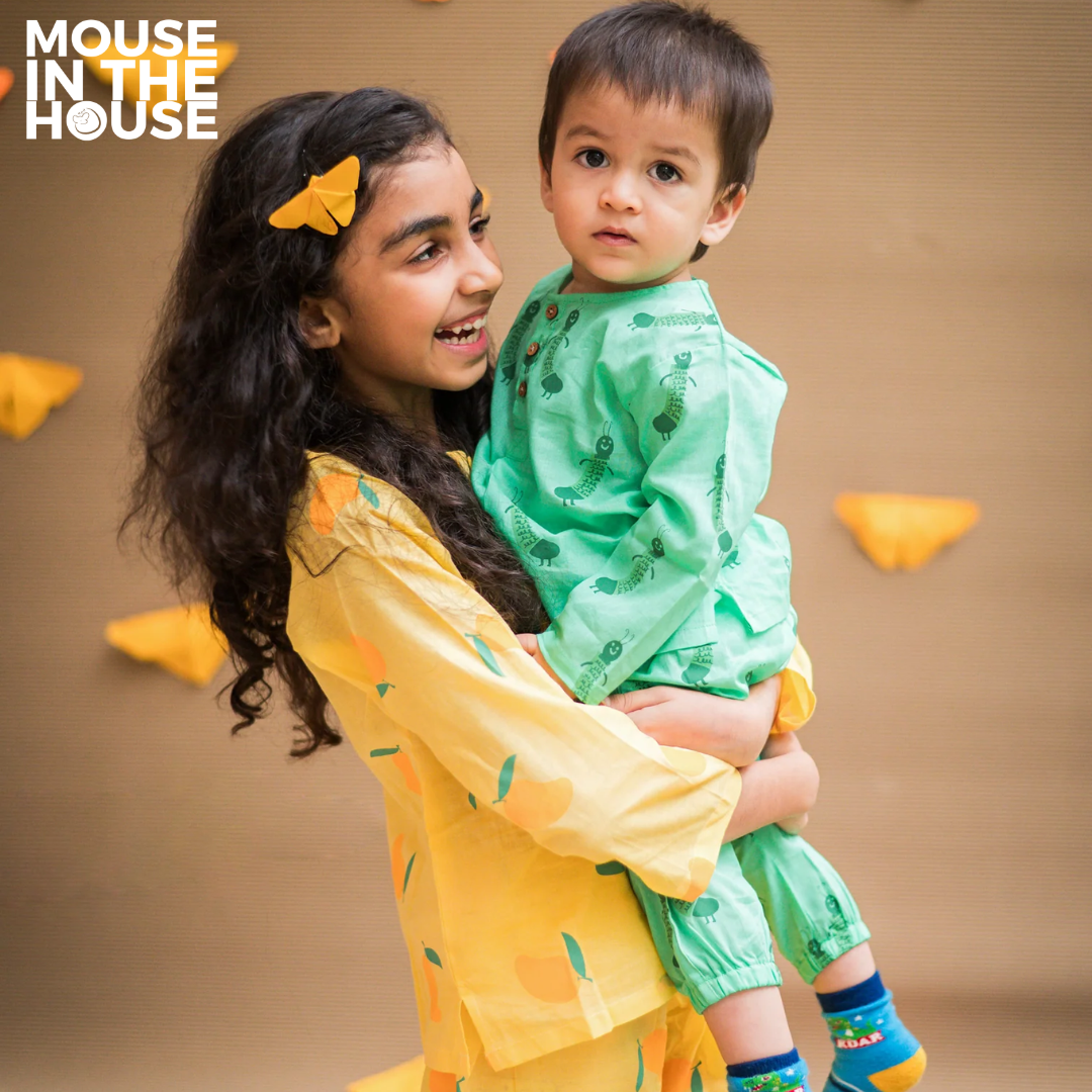 Mouse In The House A Juicy Mango- Unisex Nightdress