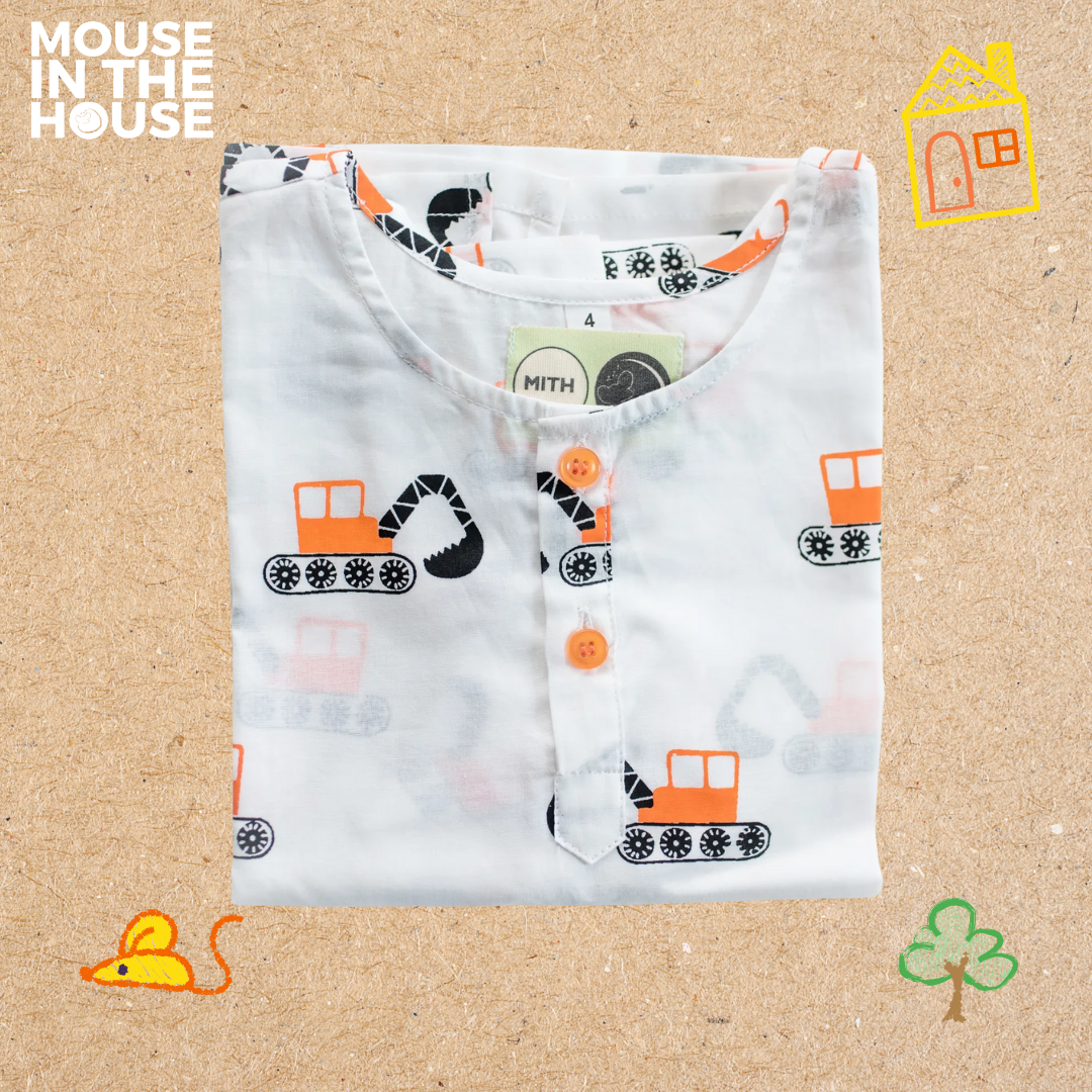 Mouse In The House Mighty Bulldozer- Unisex Nightdress