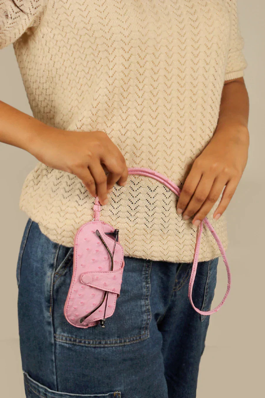 Jace Vegan Leather Sling Glass Cover