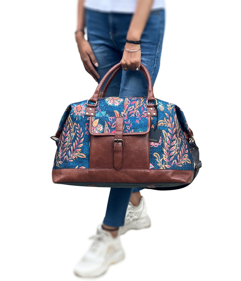 Mona B Large Kilim Inspired Duffel Gym Travel and Sports Bag with Outside Pocket and Stylish Design for Women: Amelia