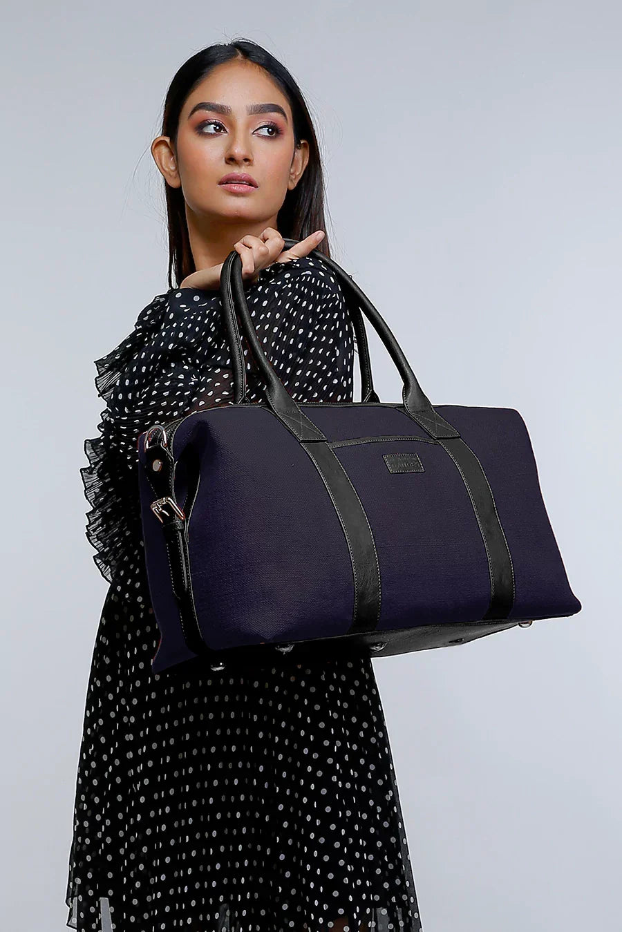 The House of Ganges - Joey Large Vegan Leather Duffle Bag For Women
