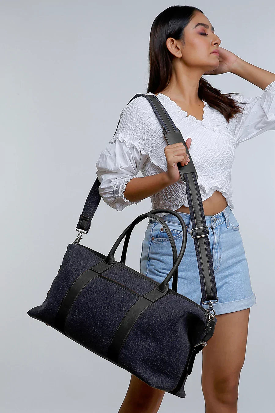 The House of Ganges - Joey Large Vegan Leather Duffle Bag For Women