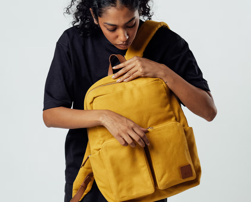 Field Daypack(Beige , Clove,  Forest Green,  Green , Mint,  Mustard , Navy,  Red)