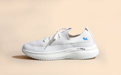 Neeman's Ease Walk Sneakers : White