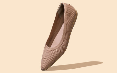 Pointed Ease For Women : Beige