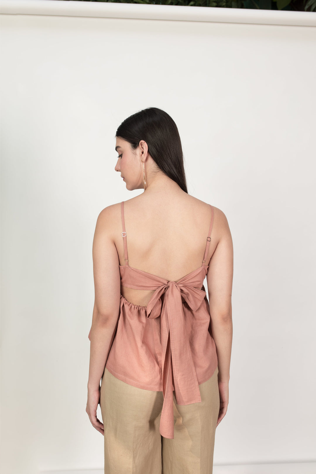 Anushe Pirani The Back Bow Top