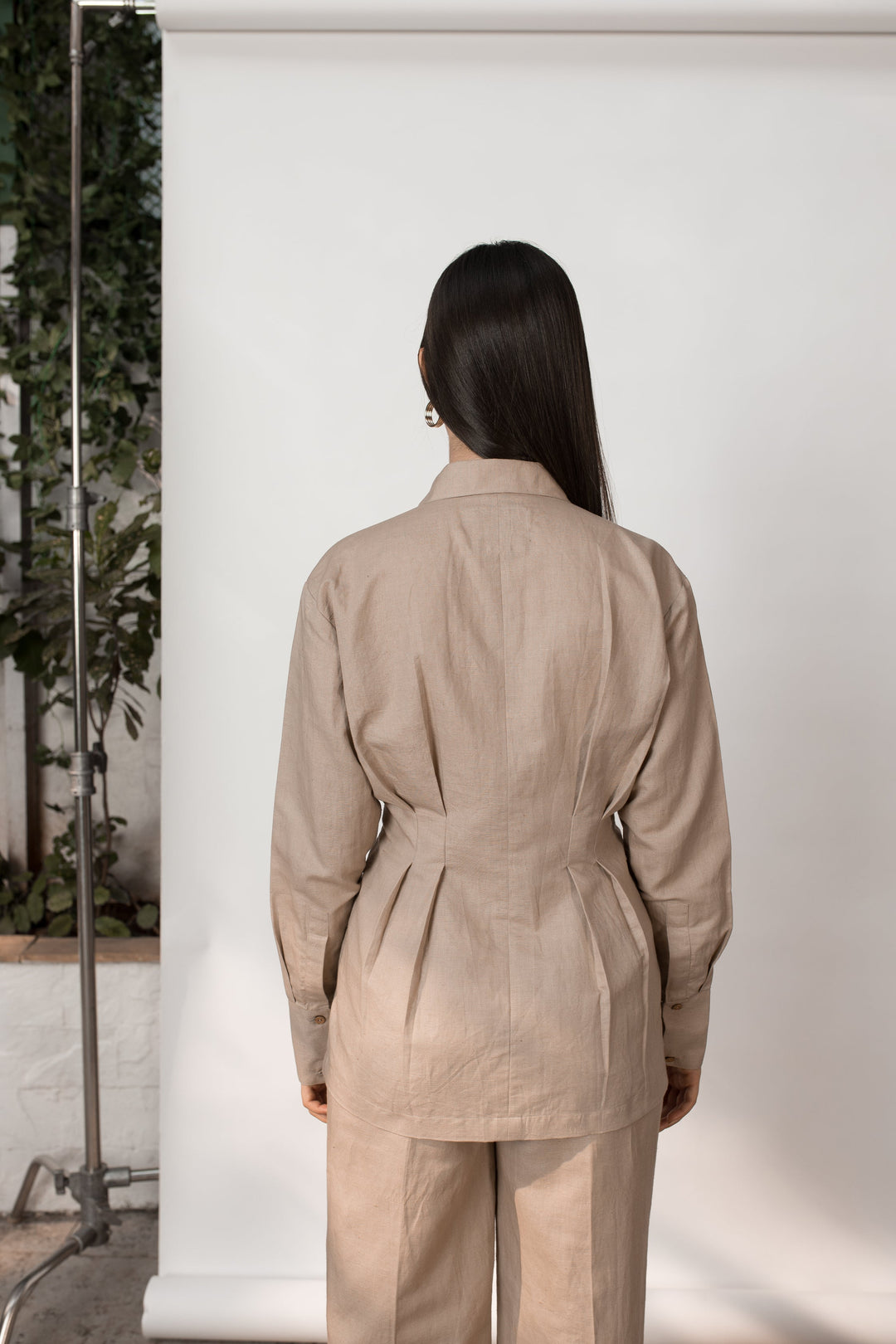 Anushe Pirani The Waisted Shirt