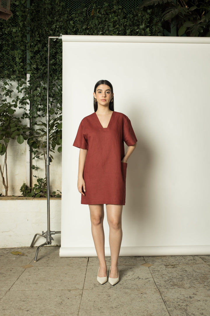 anushé pirani Plunge-Neck Shift Dress