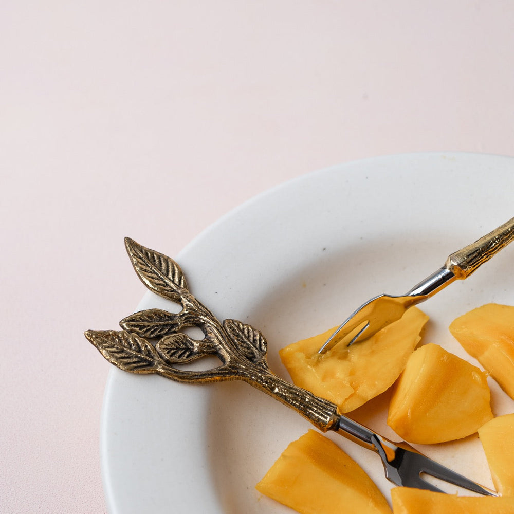 Pravaah Patram brass fruit forks