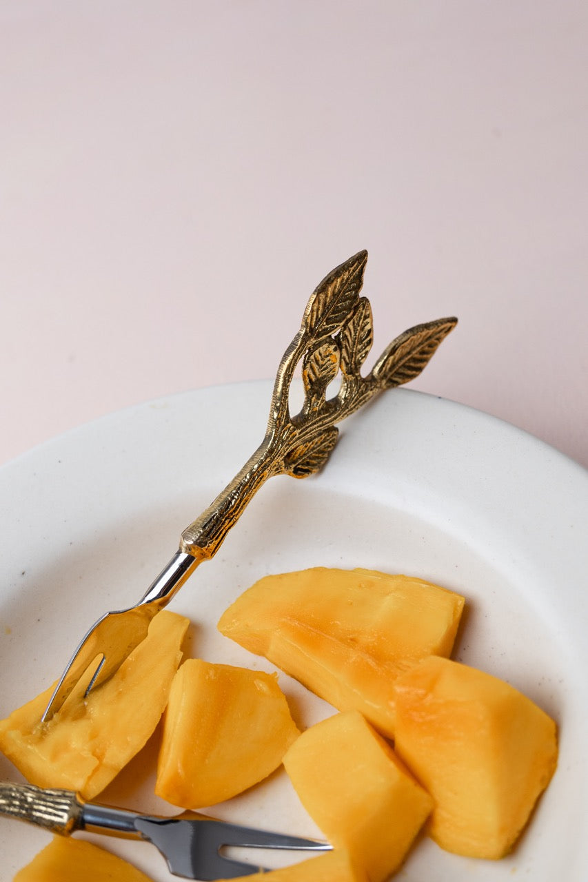 Pravaah Patram brass fruit forks