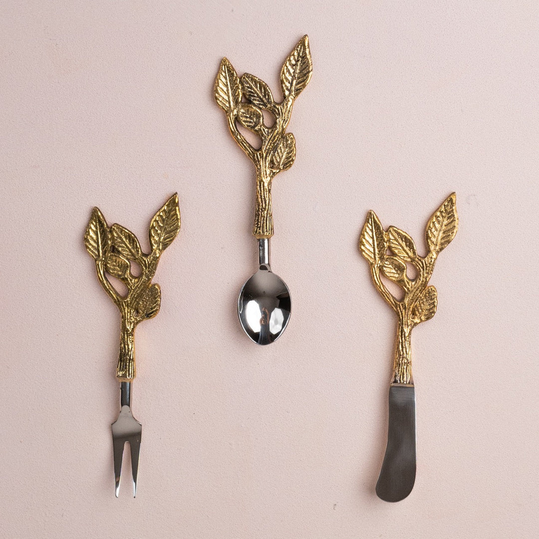Pravaah Patram brass fruit forks