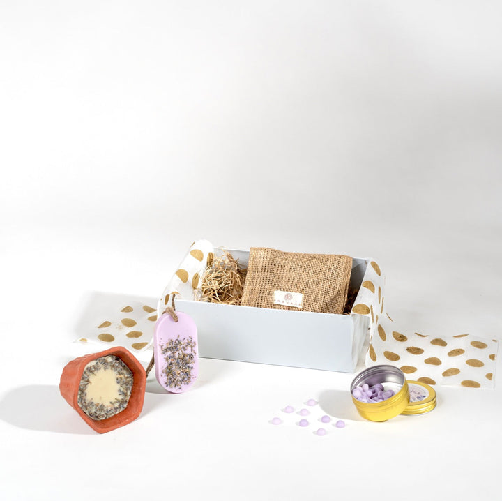 Pravaah The serenity Box | Mindful Sustainable Gift | Hemp Oil Candle | Lavender
