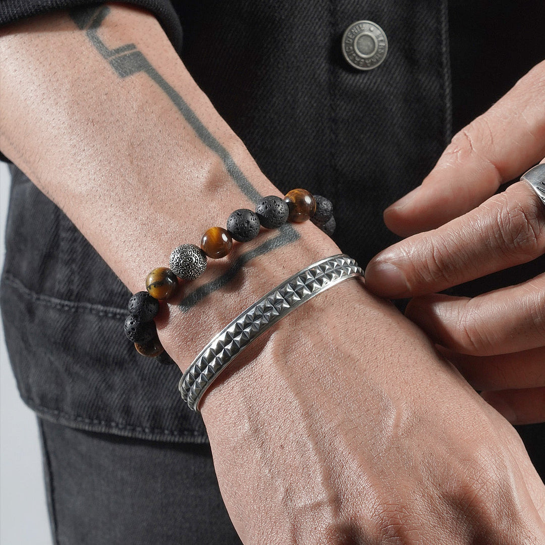 Fyre cuff bracelet in oxidixed 925 sterling silver