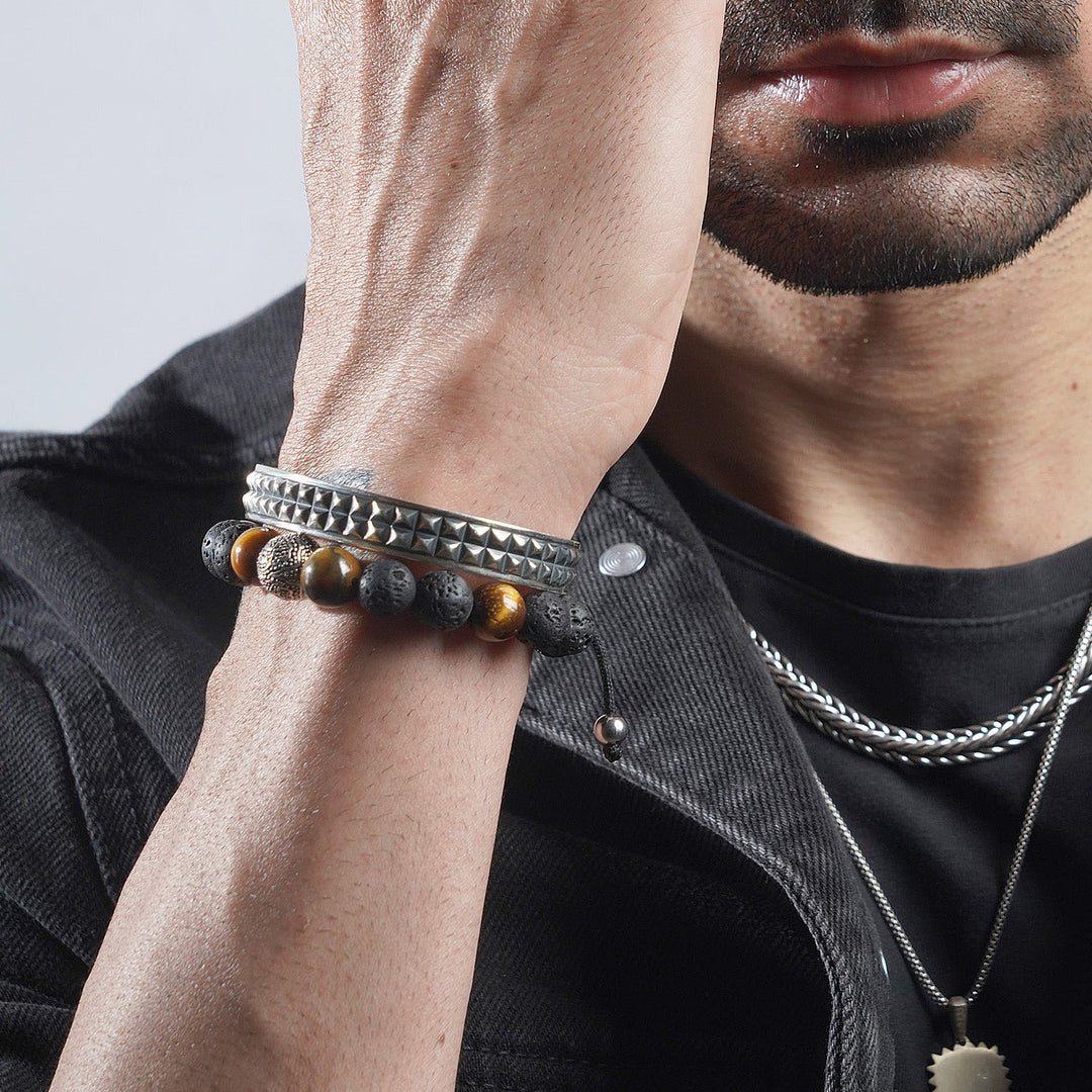Fyre cuff bracelet in oxidixed 925 sterling silver