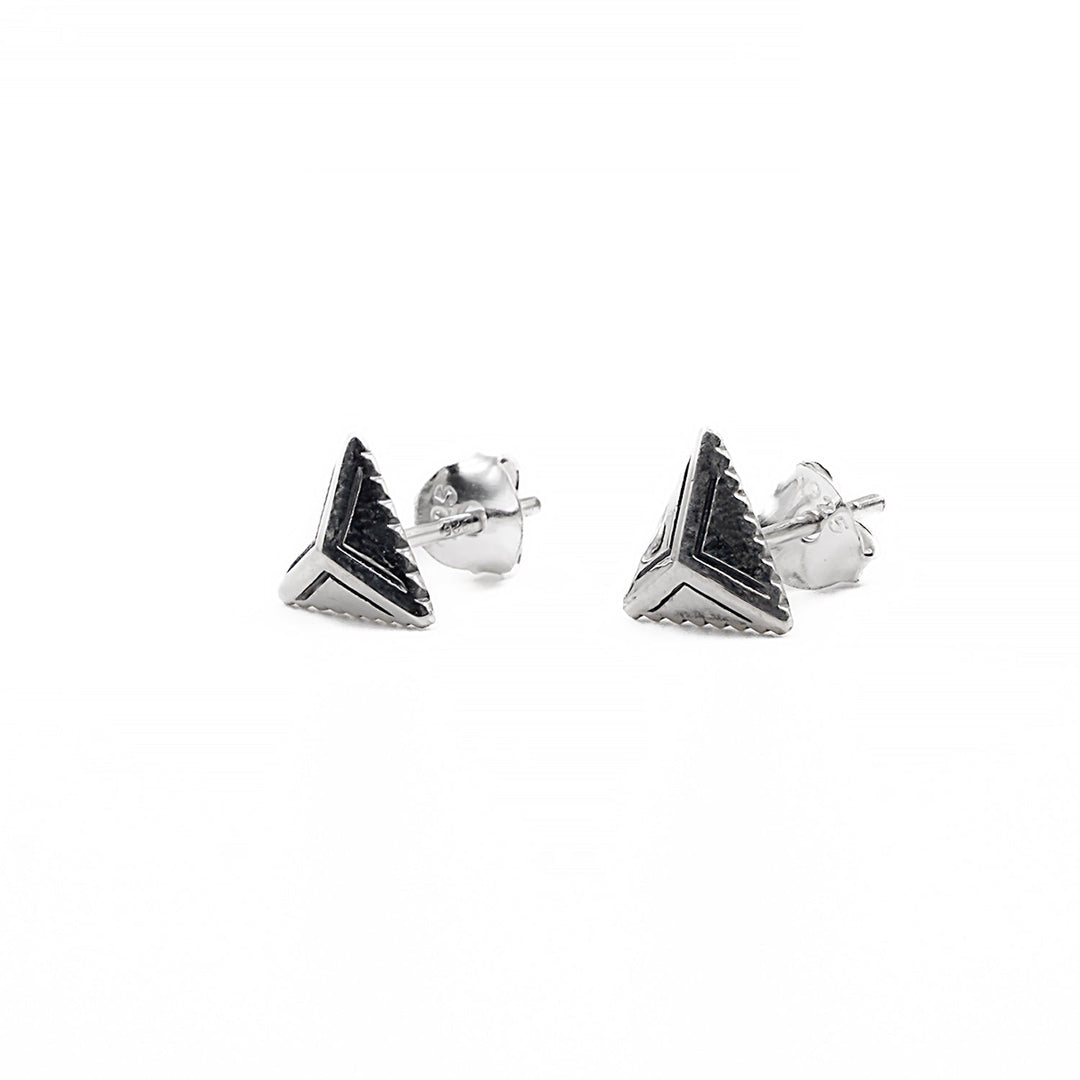 Giza oxidixed 925 sterling silver studds