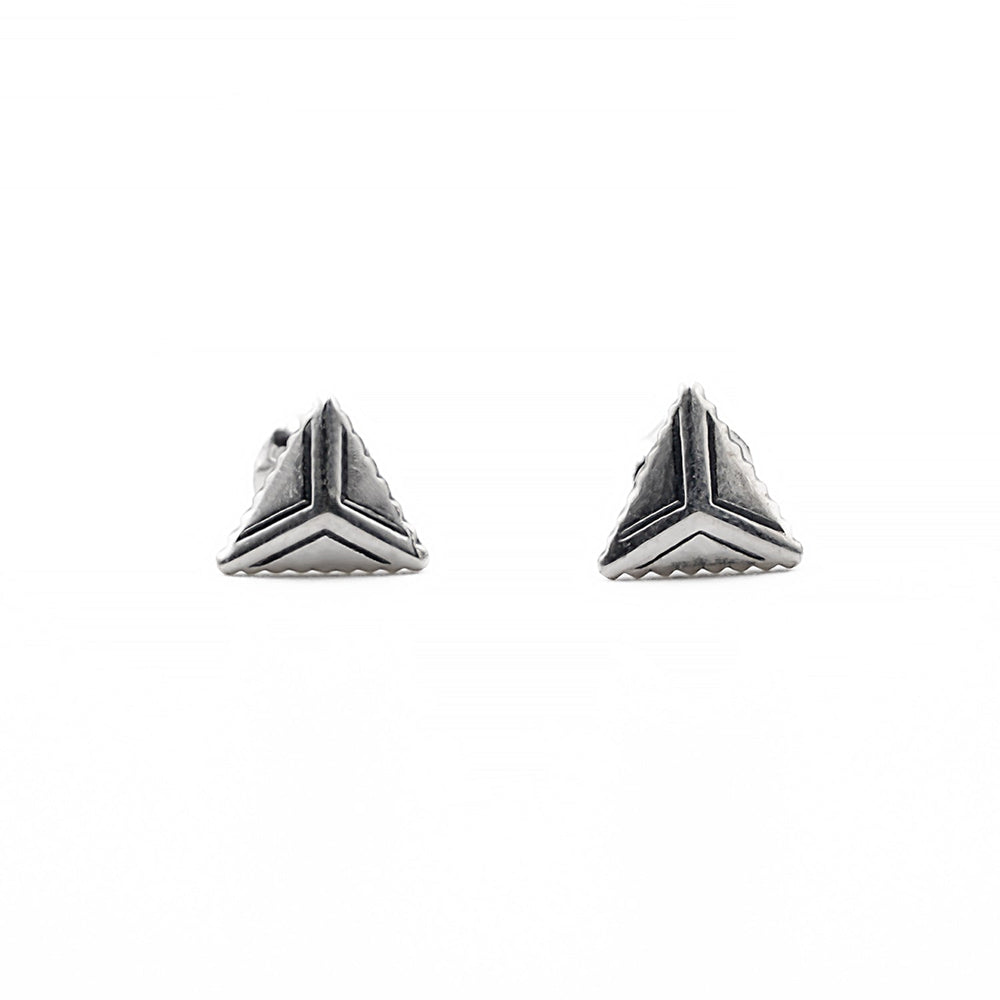 Giza oxidixed 925 sterling silver studds