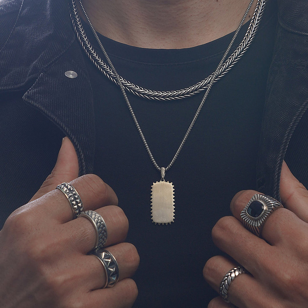 Aton Tag pedant in oxidixed 925 sterling silver