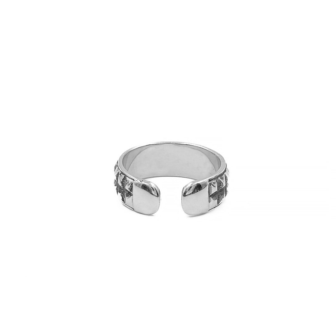 Myr oxidized 925 sterling silver Open Ring