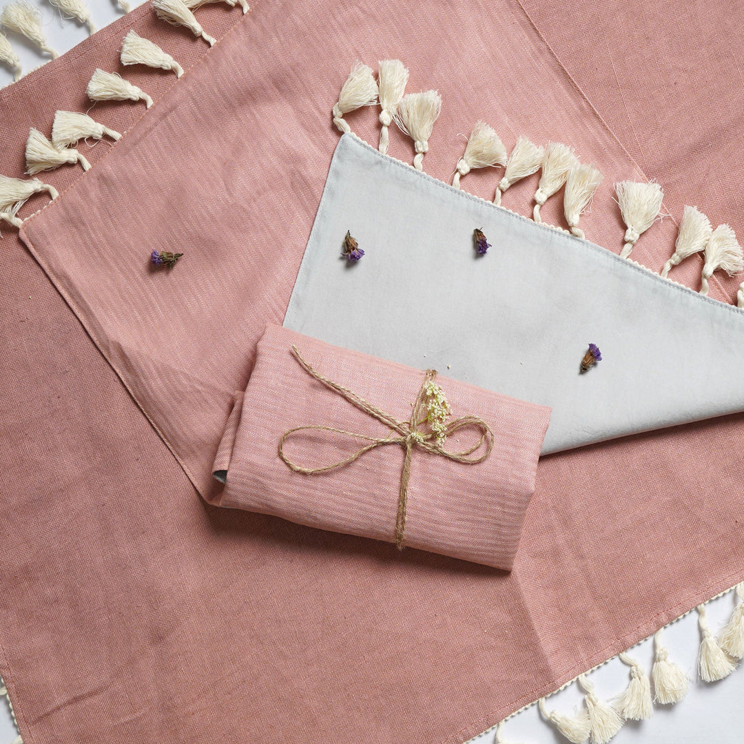 Pravaah Pau Table Mat set